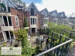Rear Aspect- click for photo gallery